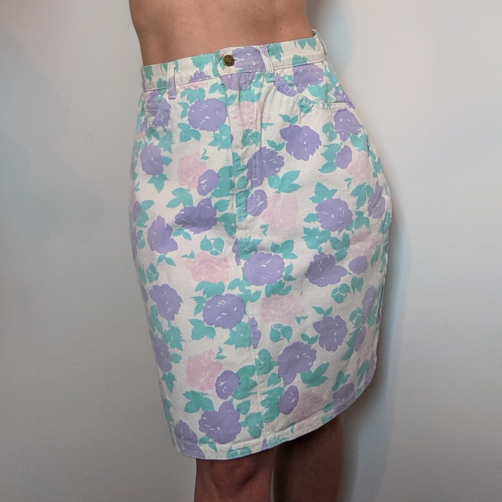Vintage highwaised Pastel Floral denim penci skirt - Picture 4 of 15